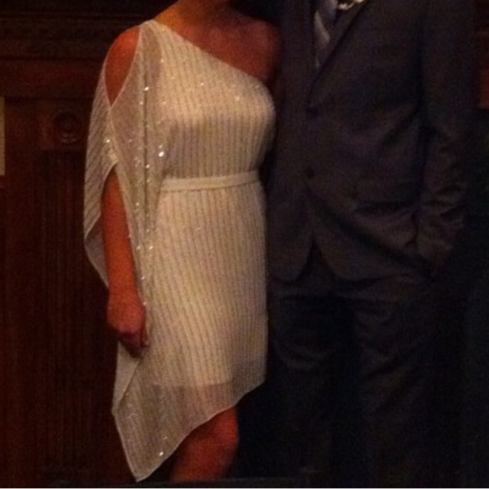 Laundry by Shelli Segal white beaded cocktail dress